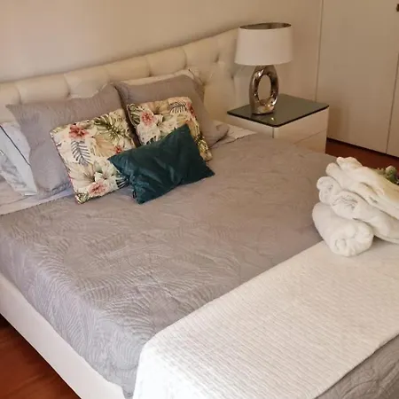 Apartman Alto Dos Moinhos *
