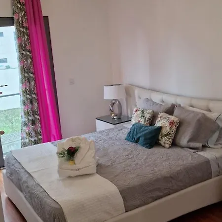 公寓 Alto Dos Moinhos *