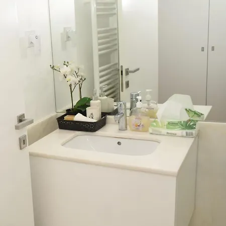 Alto Dos Moinhos 公寓 *