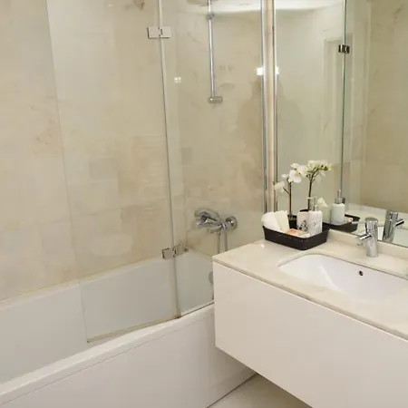 Alto Dos Moinhos 公寓