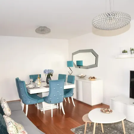 Appartamento Alto Dos Moinhos *