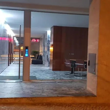 Lägenhet Alto Dos Moinhos Lisboa